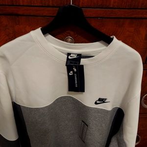 NIKE Sweatshirt